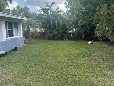 Lawn Care service in Pinellas Park, 33781