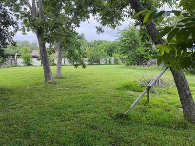 Lawn Care service in Baytown, 77520