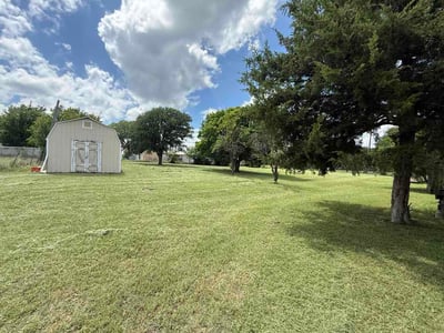 Lawn Care service in Saginaw, 76179