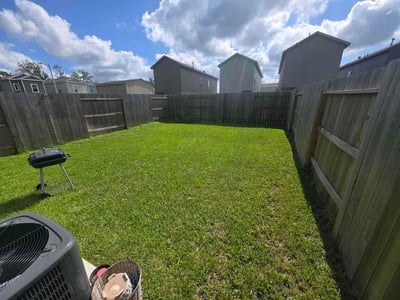Lawn Care service in New Caney, 77357