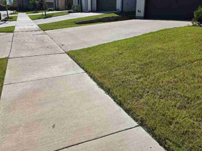 Lawn Care service in Benbrook, 76126