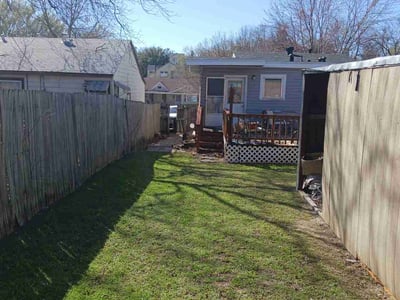 Lawn Care service in Forest Hill, 76140