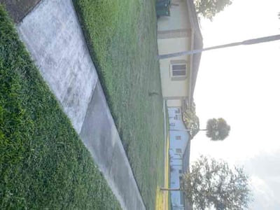 Lawn Care service in Merritt Island, 32952