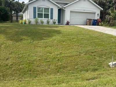 Lawn Care service in Lehigh Acres, 33972