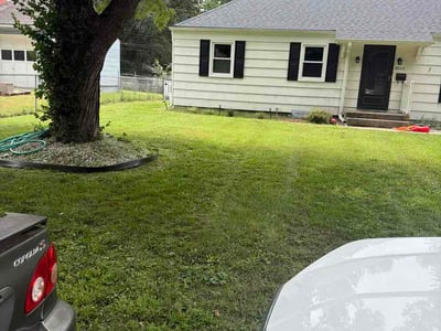 Lawn Care service in Grandview, 64030