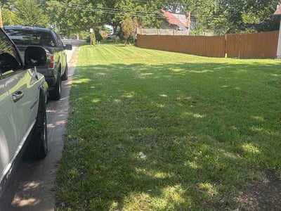 Lawn Care service in Grandview, 64030