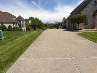 Lawn Care service in Plymouth, 48170