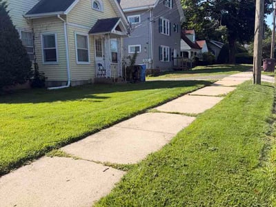 Lawn Care service in Avon, 06001