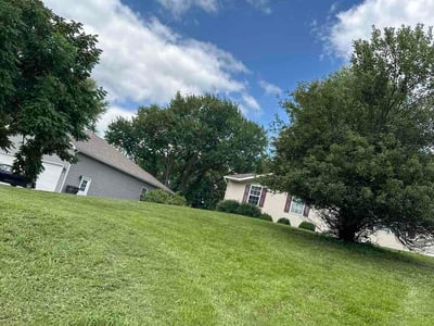 Lawn Care service in Centreville, 20120