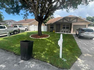 Lawn Care service in Boca Raton, 33431