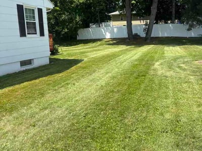 Lawn Care service in Deep River, 06417