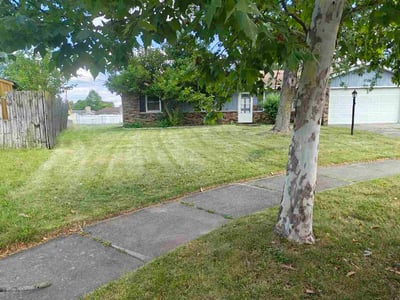Lawn Care service in Hobart, 46342