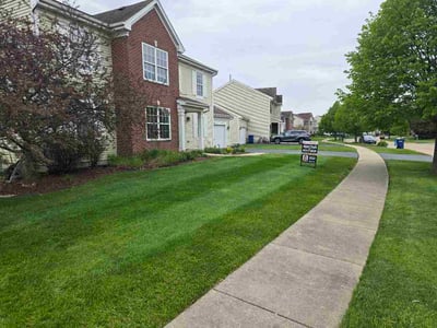 Lawn Care service in Batavia, 60510