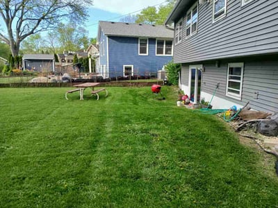 Lawn Care service in Calumet City, 60409