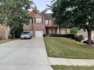 Lawn Care service in West Hills, 91307