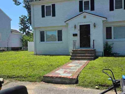 Lawn Care service in Dedham, 02026