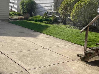 Lawn Care service in Lakewood, 44107