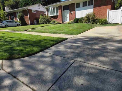 Lawn Care service in Montgomery Village, 20886