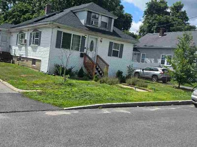 Lawn Care service in Brockton, 02301