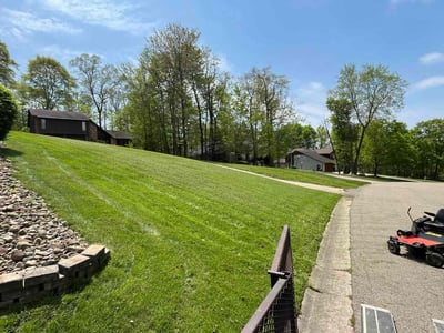 Lawn Care service in Canton, 44702
