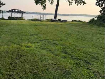 Lawn Care service in Essex, 21221