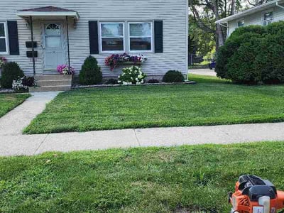 Lawn Care service in Rochester, 55902