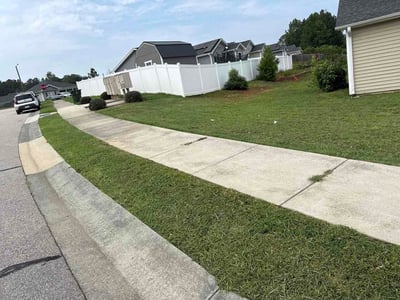 Lawn Care service in Raleigh, 27601