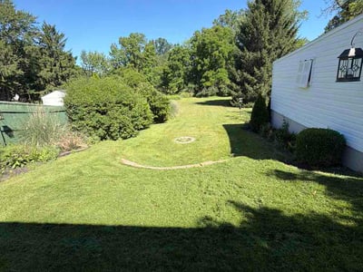 Lawn Care service in Seville, 44273