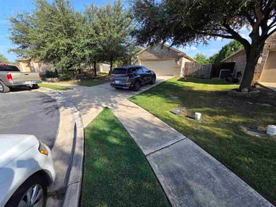 Lawn Care service in Buda, 78610