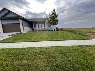 Lawn Care service in Wichita, 67202