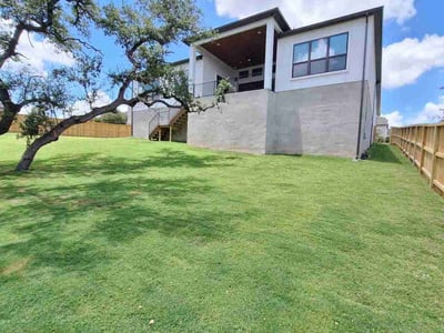 Lawn Care service in San Antonio, 78205