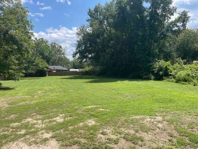 Lawn Care service in Franklinton, 27525