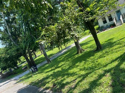 Lawn Care service in White Bluff, 37187