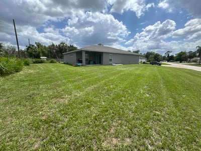Lawn Care service in Port Charlotte, 33952