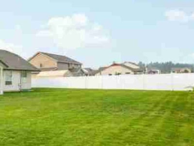 Lawn Care service in East Wenatchee, 98802