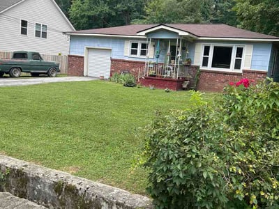 Lawn Care service in Signal Mountain, 37377