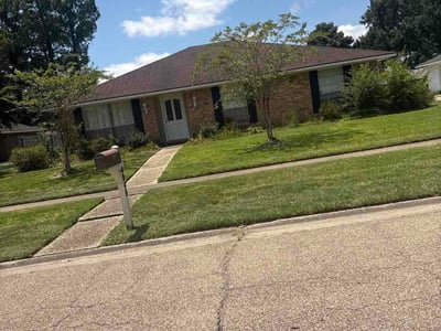 Lawn Care service in Zachary, 70791