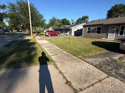 Lawn Care service in Tinley Park, 60477