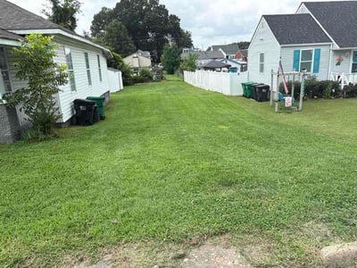Lawn Care service in Colonial Heights, 23834