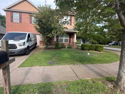 Lawn Care service in Brentwood, 37027