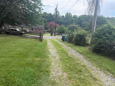 Lawn Care service in Clyde, 28721