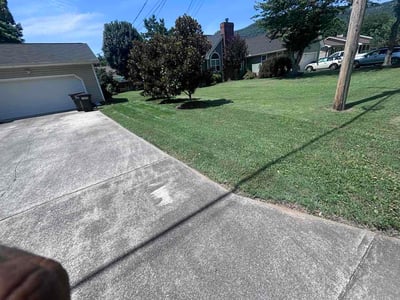 Lawn Care service in Hixson, 37343