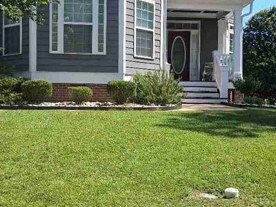 Lawn Care service in El Centro, 92243