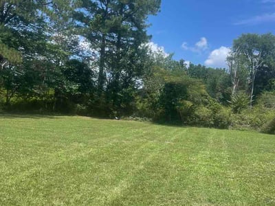 Lawn Care service in Taft, 93268