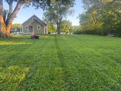 Lawn Care service in Greenfield, 46140