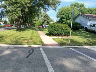 Lawn Care service in Hanover Park, 60133