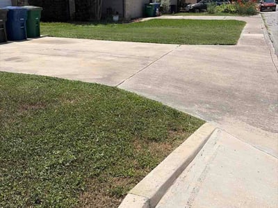 Lawn Care service in Selma, 78154