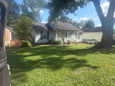 Lawn Care service in Baldwin, 11510