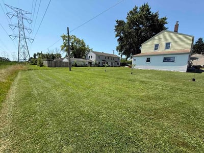 Lawn Care service in Grand Island, 14072