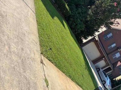 Lawn Care service in Fairburn, 30213